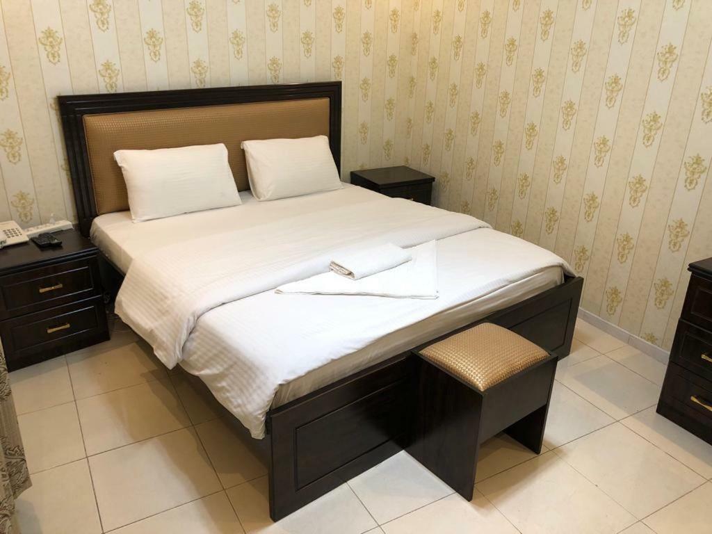 Tvs Hotel 迪拜 外观 照片